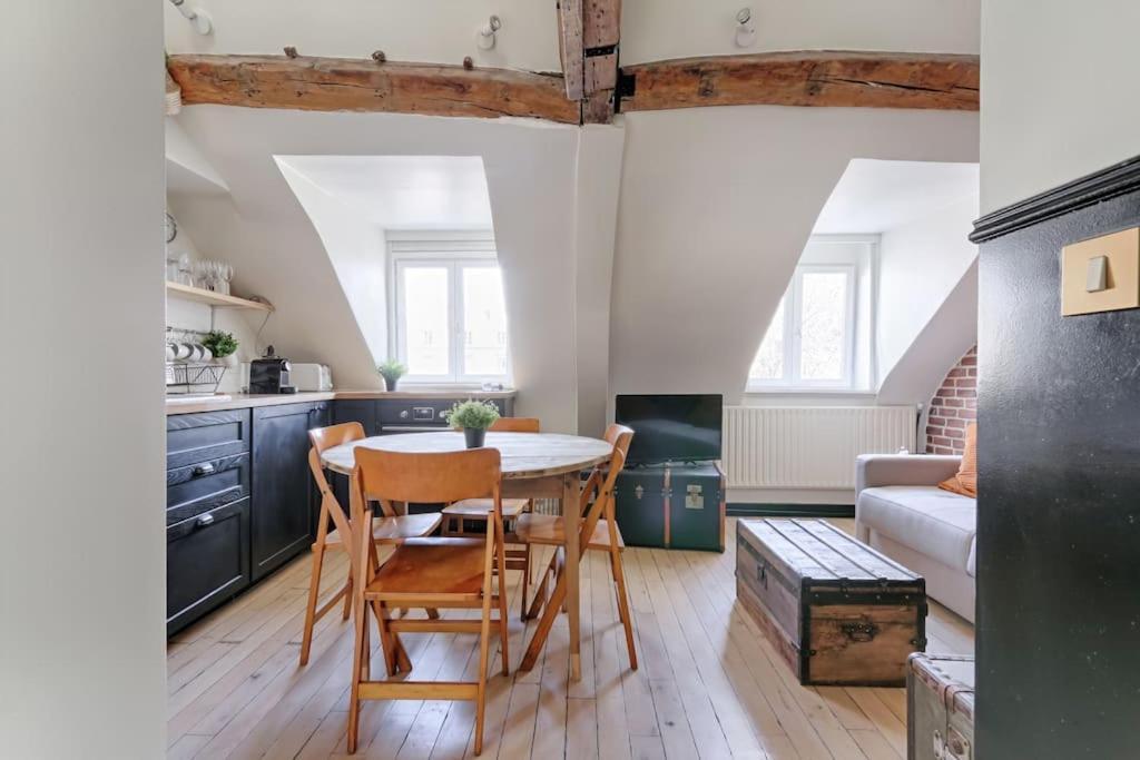 Mykeypers - Fantastic Designed Parisan Loft 2Br/6P- Le Marais Appartement Buitenkant foto